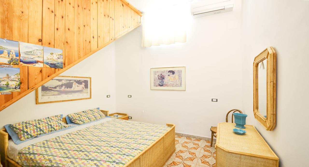 Amore Rentals - Casa Raffi Позитано Экстерьер фото